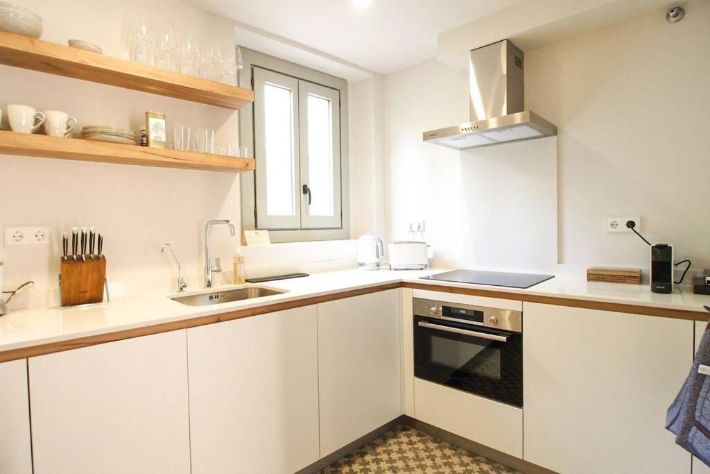 Velo Vern 1 Beautiful New Apartment 2 Bed Ensuite Girona Eksteriør bilde